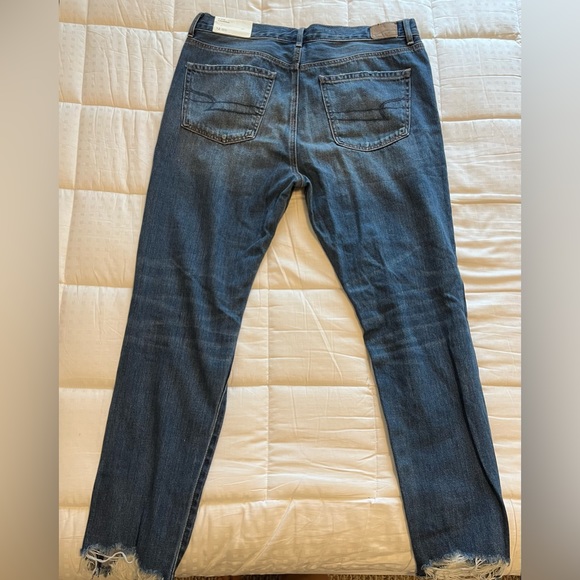 Distressed Jeans - Picture 2 of 3